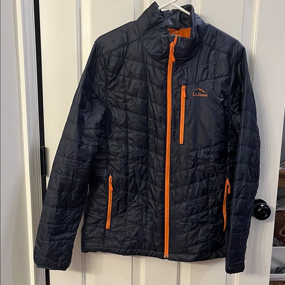 L.L. Bean Men’s Blue and Orange Primaloft Packaway Jacket, Medium